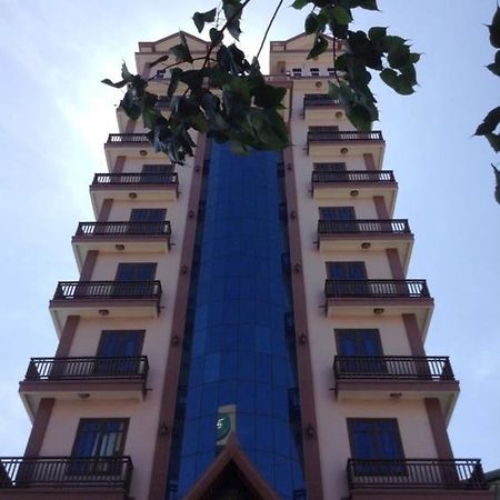 Jun Yue Hotel Phnom Penh Bagian luar foto