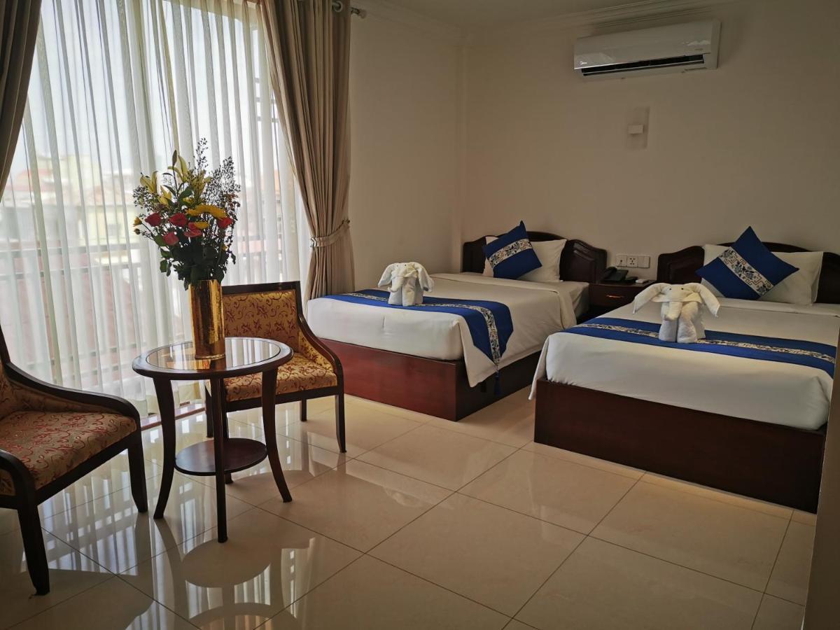 Jun Yue Hotel Phnom Penh Bagian luar foto