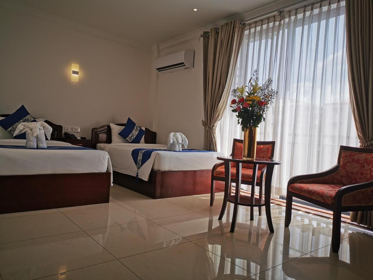 Jun Yue Hotel Phnom Penh Bagian luar foto