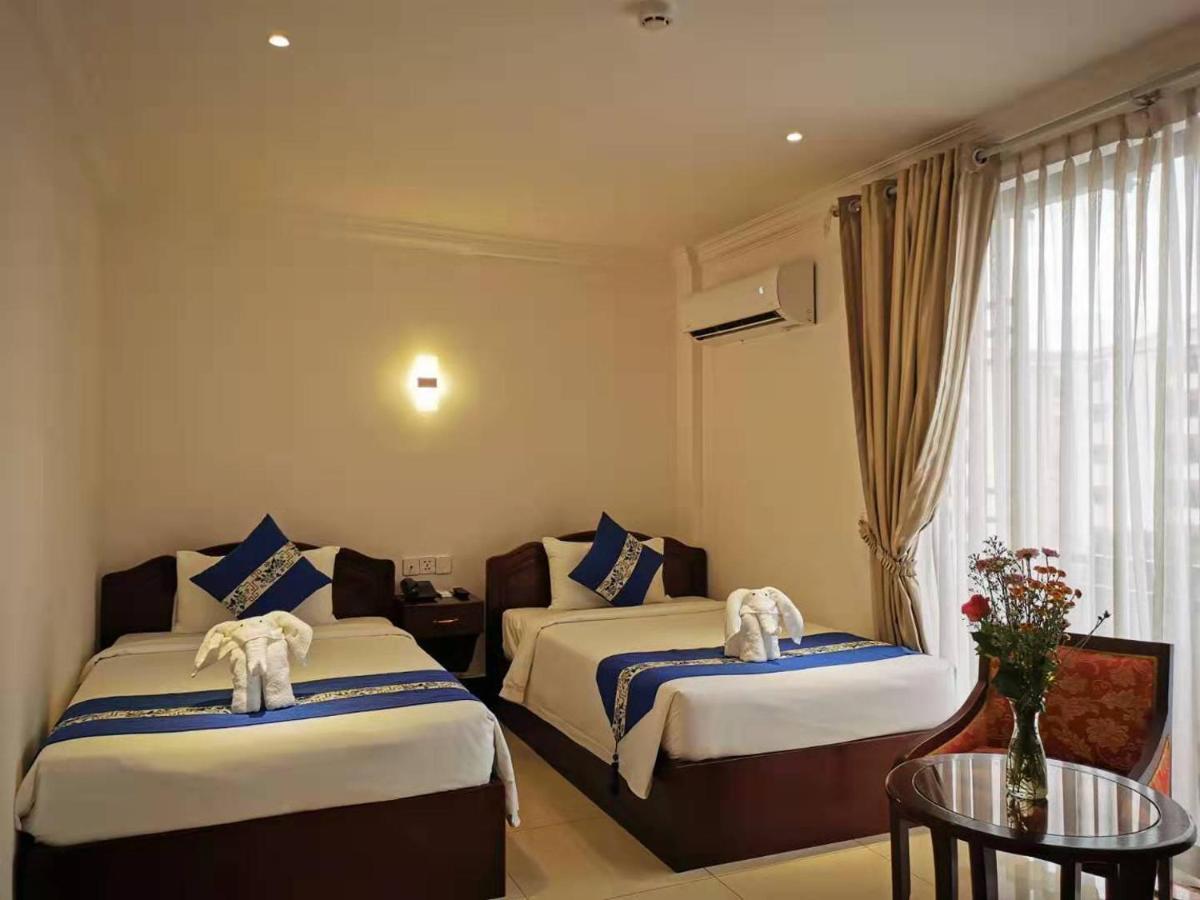 Jun Yue Hotel Phnom Penh Bagian luar foto